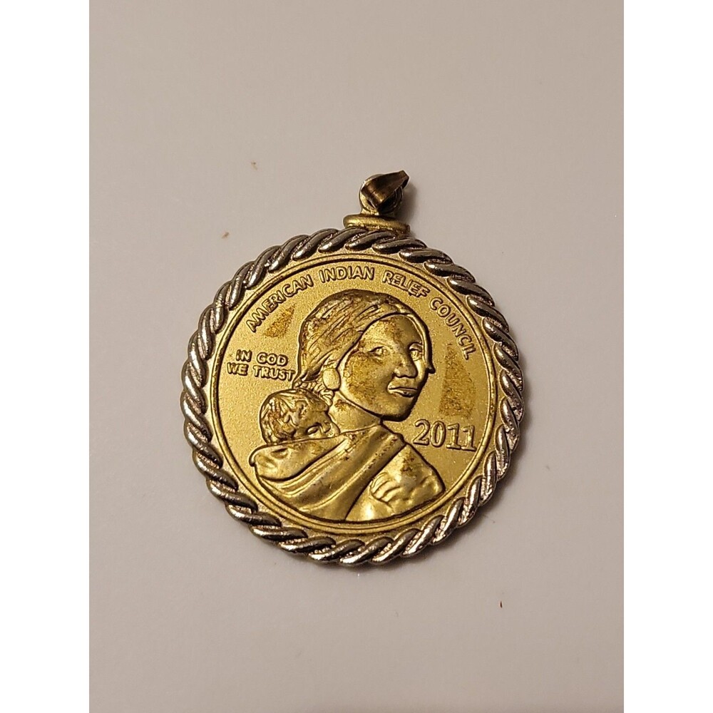 2011 American Indian Relief Council Commemorative Pendant Native American